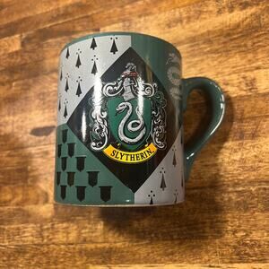 Harry Potter Slytherin coffee cup mug 14 oz